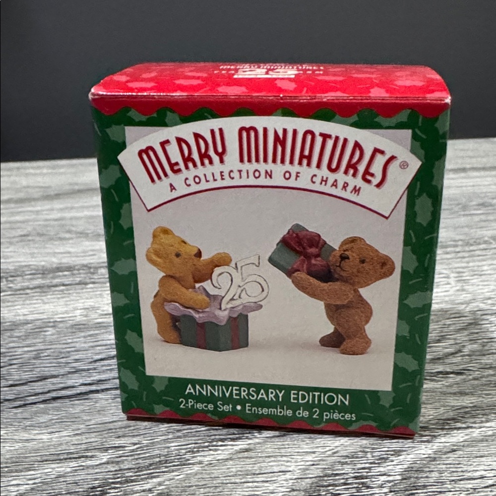 Hallmark | Merry Miniatures: 25th Anniversary Edition Teddy Bear Figures - Picture 2 of 16